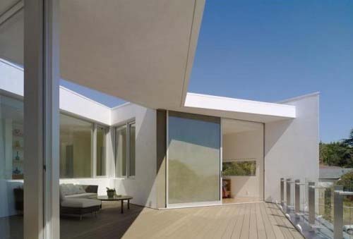 Modern House Design, Modern House with Large Garden