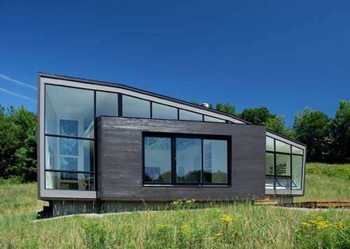 Side View-Weekend House in Stephentown by David Jay Weiner Architect