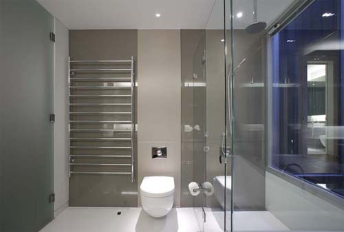 Toilet | South Melbourne Residence 2 by Nicholas Murray Architects