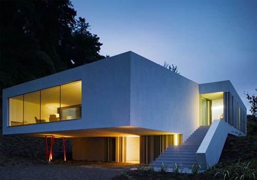 House in Wicklow, Two Level Hill House Design