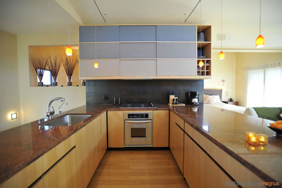 Kitchen View of Hashi House by Magnus Architects Hashi House, House with Modern Interior Asian Palette by Magnus Architects