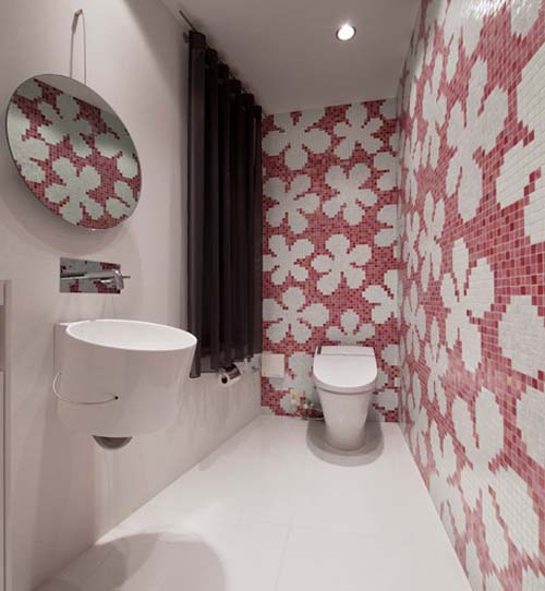Kt House, House with Luxury Interior by Baqueratta - Toilet view